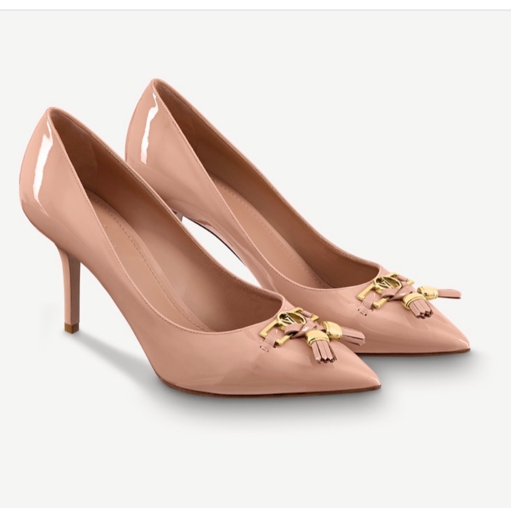 Louis Vuitton insider embellished pump heels nude